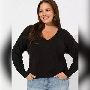 Torrid Vneck Sweater 🖤
